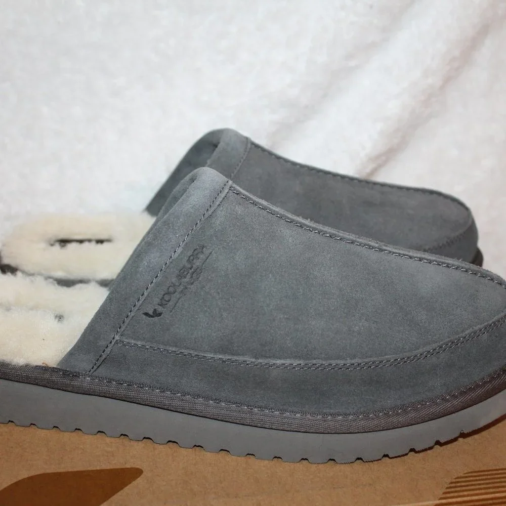 UGG slipper features